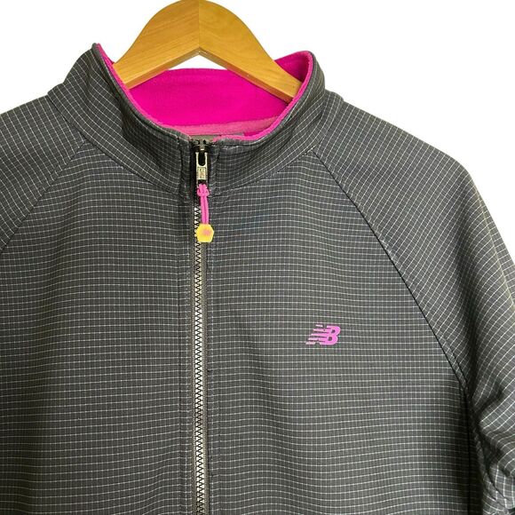 New Balance Women's Soft Shell Fleece Lined Jacket XL Black Checkered - Picture 2 of 11